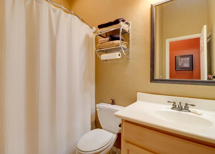 Ferienhaus Private Pool + Perks: Golf Getaway *