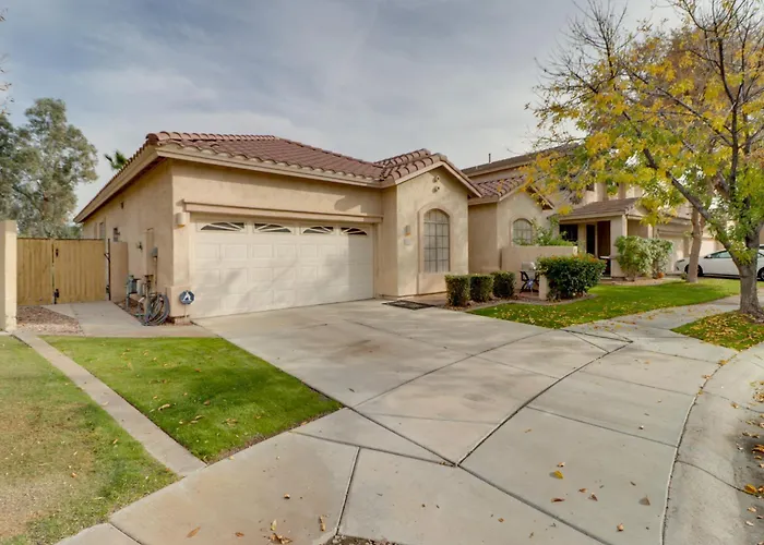 Private Pool + Perks: Golf Getaway Ferienhaus Phoenix