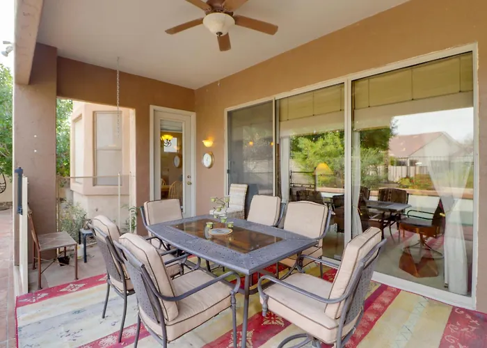 Private Pool + Perks: Golf Getaway Phoenix